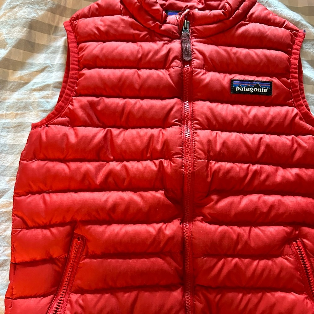 Boys 5t Patagonia red quilted vest-see description